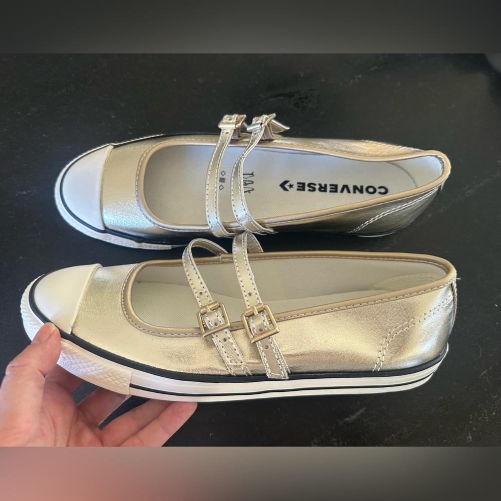 Converse Chuck Taylor All Star Dainty Women's Mary Jane Shoes
